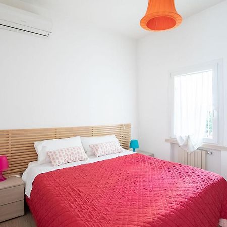 Bilocale Con Giardino A 200Mt Dal Mare - Homeunity Римини Екстериор снимка